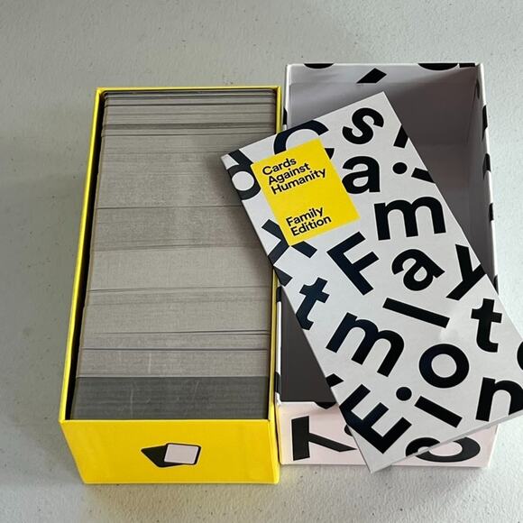 Card Against Humanity Family Edition Game Age 8+ 600 Cards - Picture 2 of 8